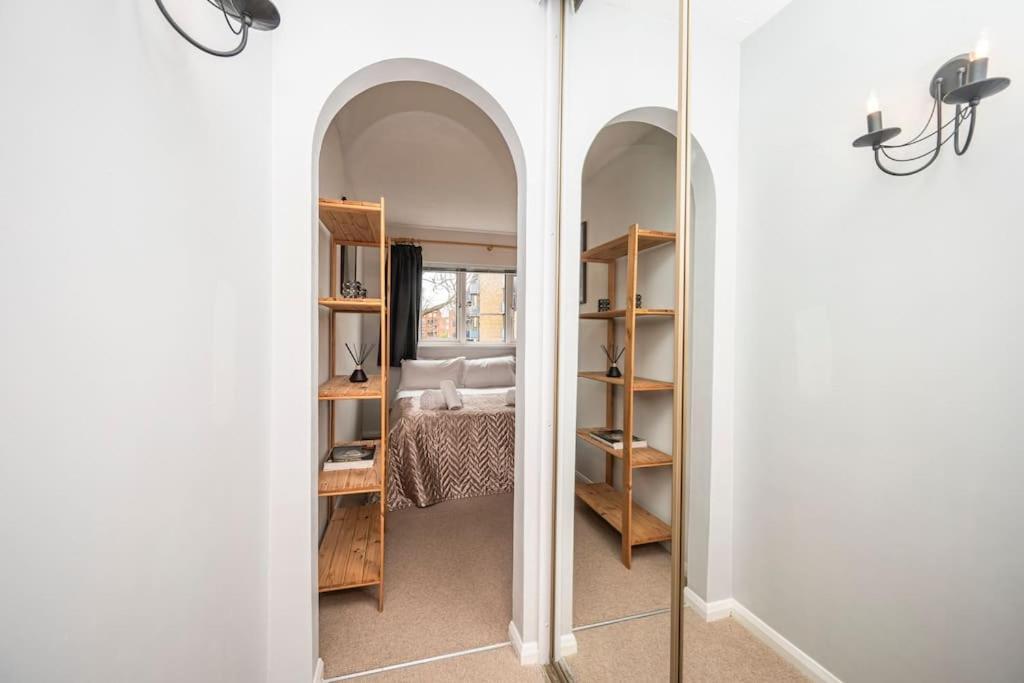 Cosy 2 Bedroom Flat Close To Tower Bridge With Free Parking Appartamento *