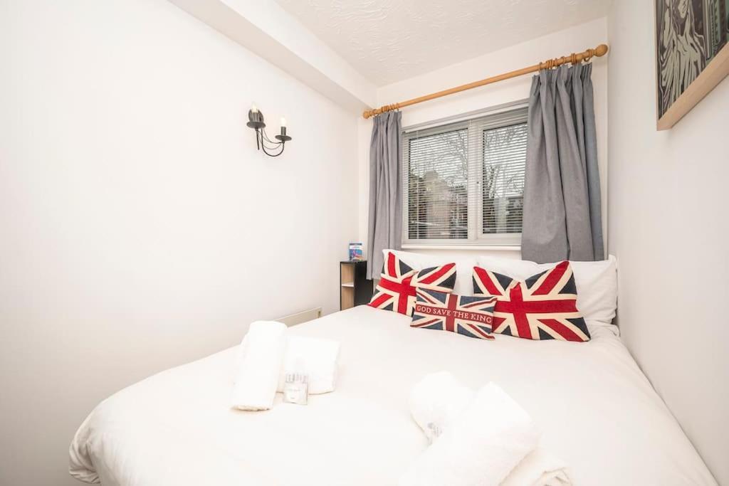 Cosy 2 Bedroom Flat Close To Tower Bridge With Free Parking Londra